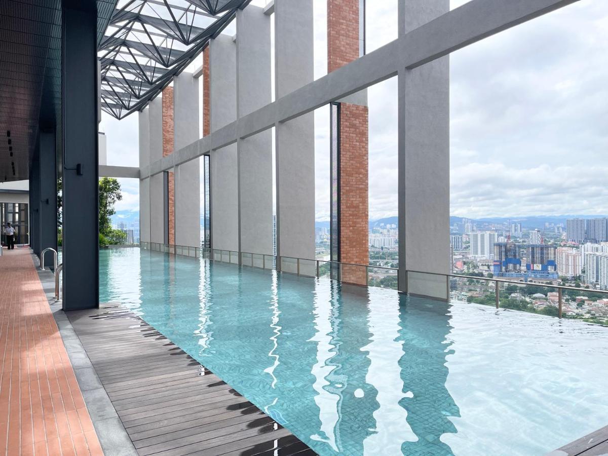 Modern 2B2B Apt Near Mid Valley - Wifi - Infinity Pool - Gym Κουάλα Λουμπούρ Εξωτερικό φωτογραφία